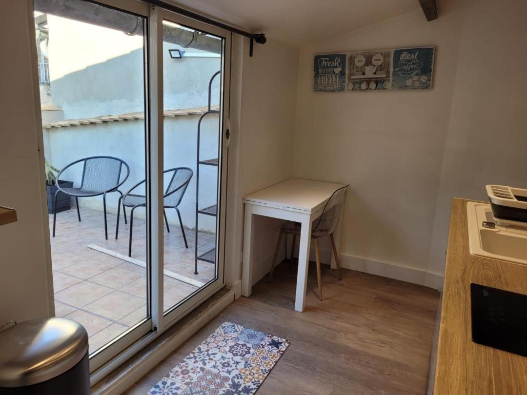 Studio Avignon Place Des Corps Saints Apartment Ngoại thất bức ảnh